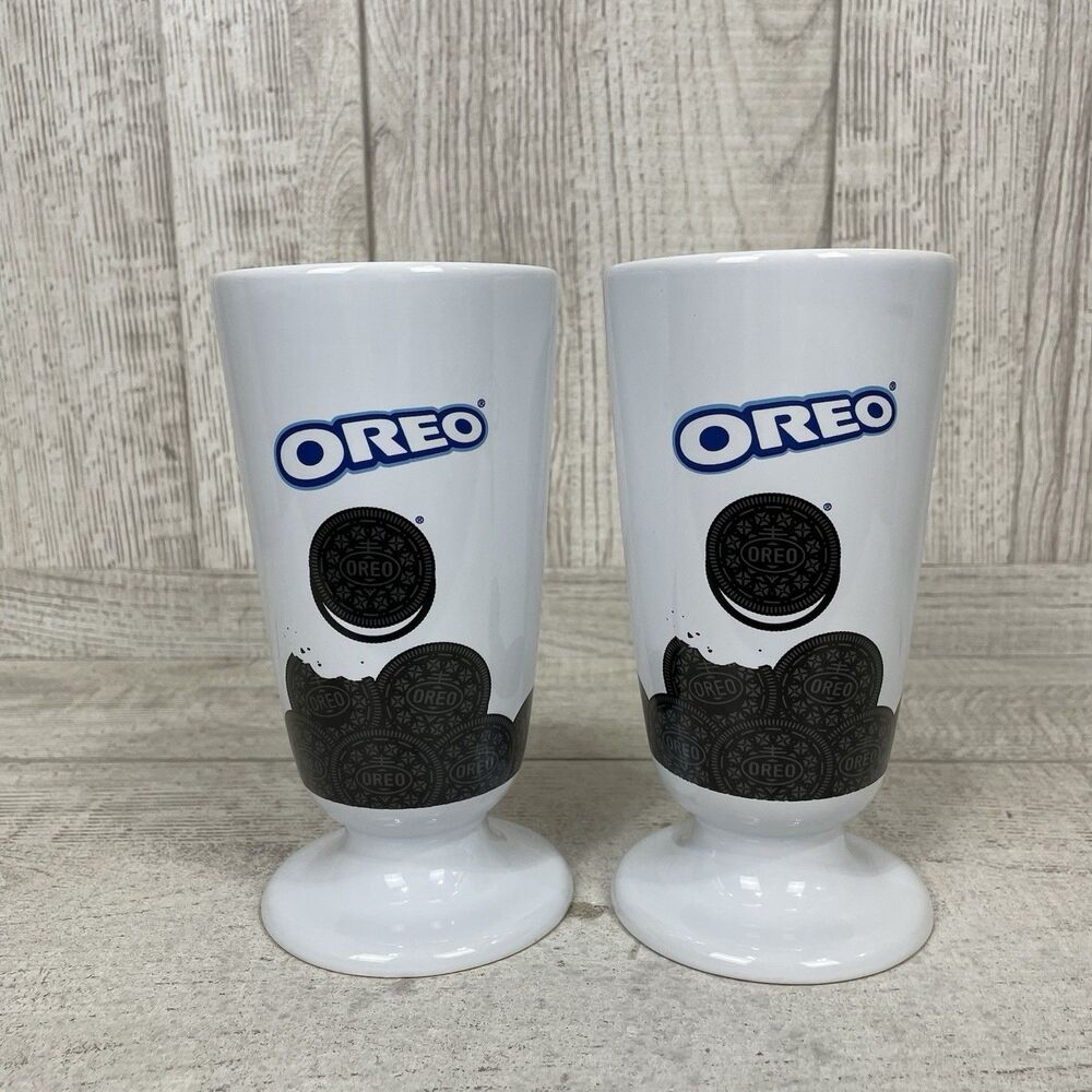 2 Oreo Cookie Milkshake Ceramic 7” Tall Mugs Cups Ice Cream Shake Nabisco GUC